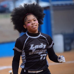Makenzye Holmes