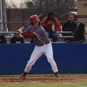 Gradon Holt