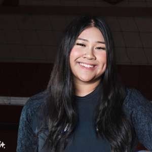 Violette Flores