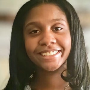 Ahzra  Blackwell