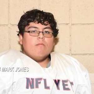 Aaron Tena