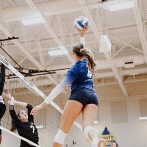 Mia Goldbach mugshot