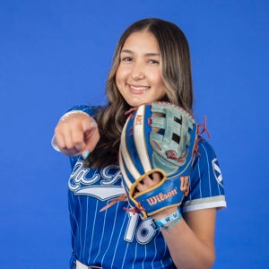 ALYSSA HERNANDEZ