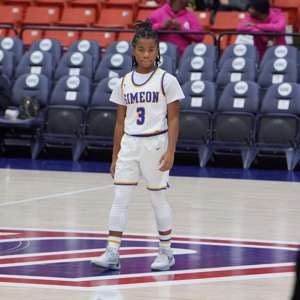 Janiya Pillow mugshot