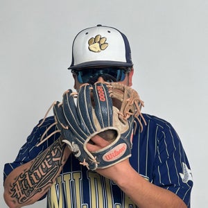 Moises Flores mugshot