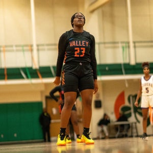 Zekenya Eberhart