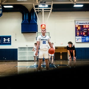 Brett Thomas