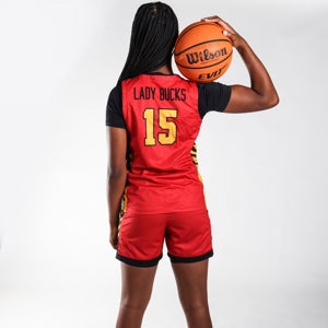 Ariana Lyons