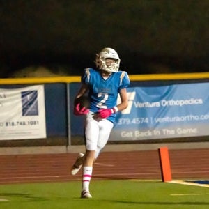 MILES HULL
