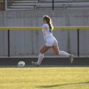 Leah Thompson