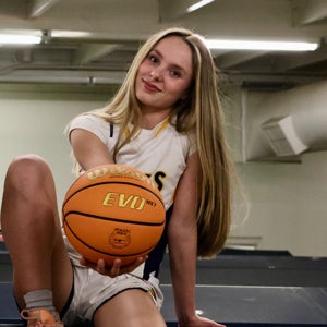 Ellyse Halvorson mugshot