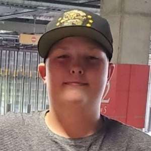 JAXSON HULL