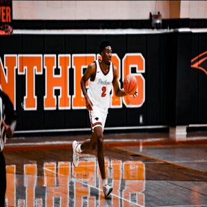 Maurkalip Riley mugshot