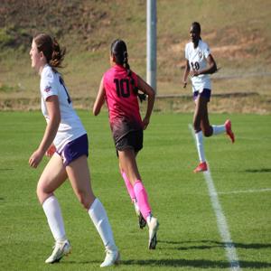 LIZZIE HUEBNER