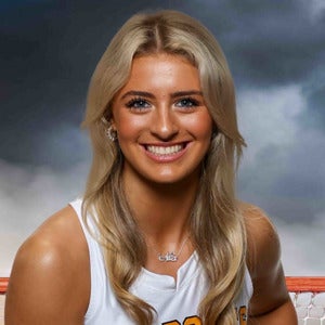 NIA WOODWORTH