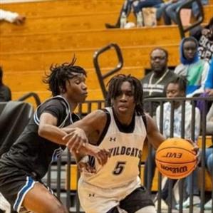 Damani White mugshot