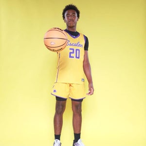 Elijah Carr