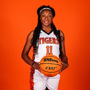 Cayanna Ligon