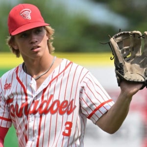 LUKAS CARPENTER