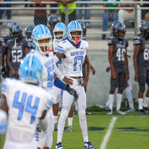 Donyae Russell mugshot