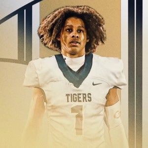 DEVIN CARTER