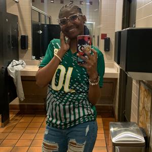 Shuntanique Coleman