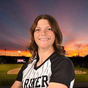 Mia Standard mugshot