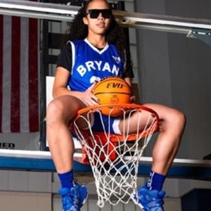 CYAN MAYS