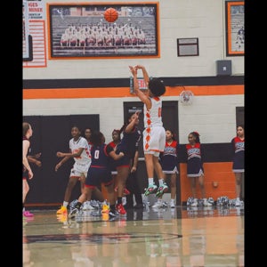 Taniya Roberts