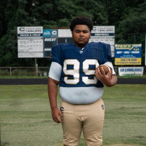 KAMAURI SANDERS photo