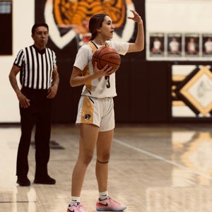 Madisen Flores mugshot