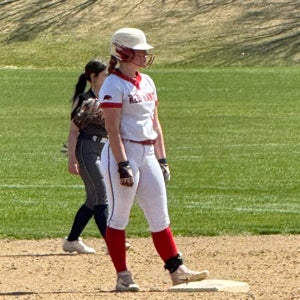 IZABELLA DERENCH ‘26