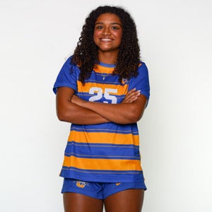 Bella Cueto