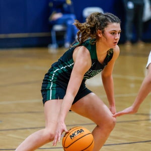 Maddie Leach