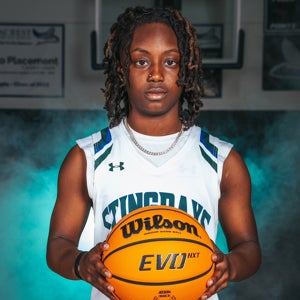 TY'NAZIA  SMITH