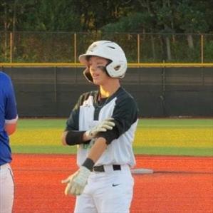TATE HARTLAUB