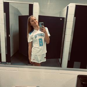 MOLLY HOLMES