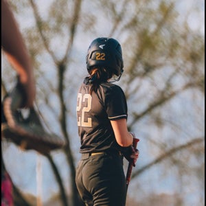KALINN LARIMORE