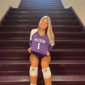 Allie Becker mugshot