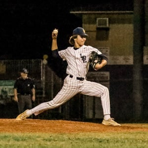 Jaxen Dennis