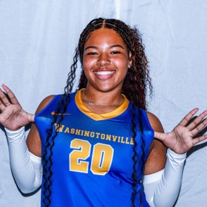 Sanaa Thompson
