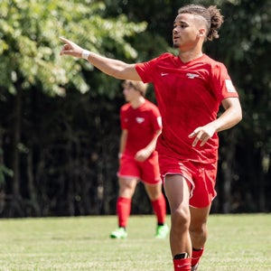 Ryan Thomas