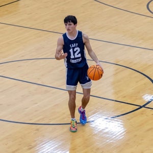 Elijah Holmes mugshot