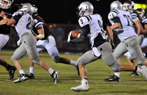 Evansville Reitz football is this week's Indiana Team of the Week, presented by the Indiana Army National Guard.