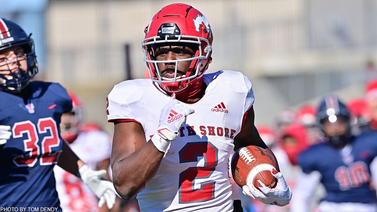 No. 2 North Shore, Dematrius Davis Jr. race past No. 21 Tompkins 47-22 in Texas high school football playoffs