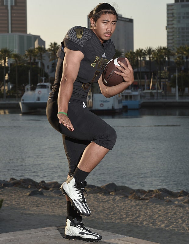 Running back Michael Mauai