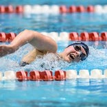 Girls swimmers establishing position