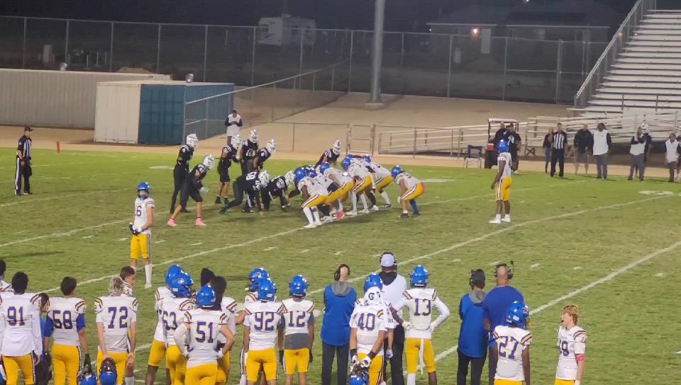 Football Game Preview: Serrano Diamondbacks vs. Apple Valley Sun