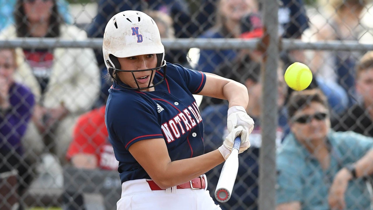 Softball: National home run leaders