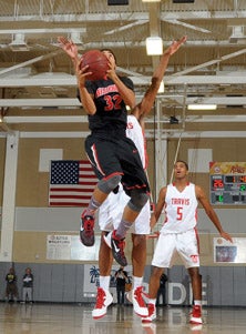 Nick Hamilton showing off some
offensive skills.